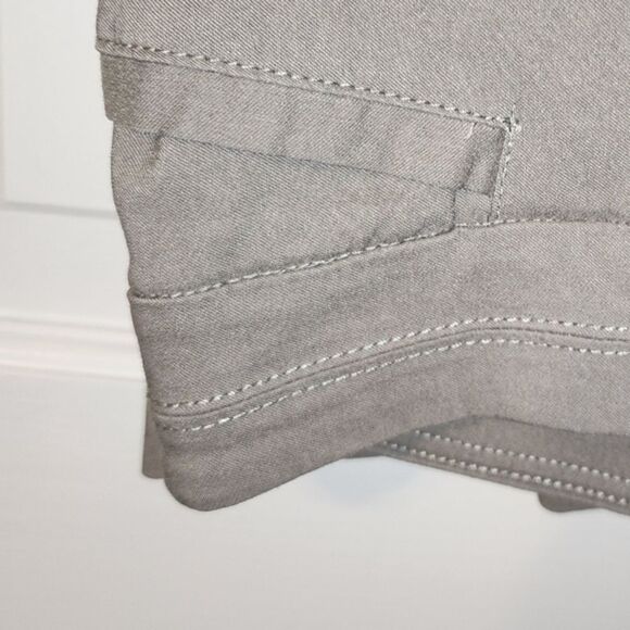 Apt. 9 Gray Chic Lightweight Pullon Brynn Stretch Capris. Comfy Like New‎ - Picture 5 of 16